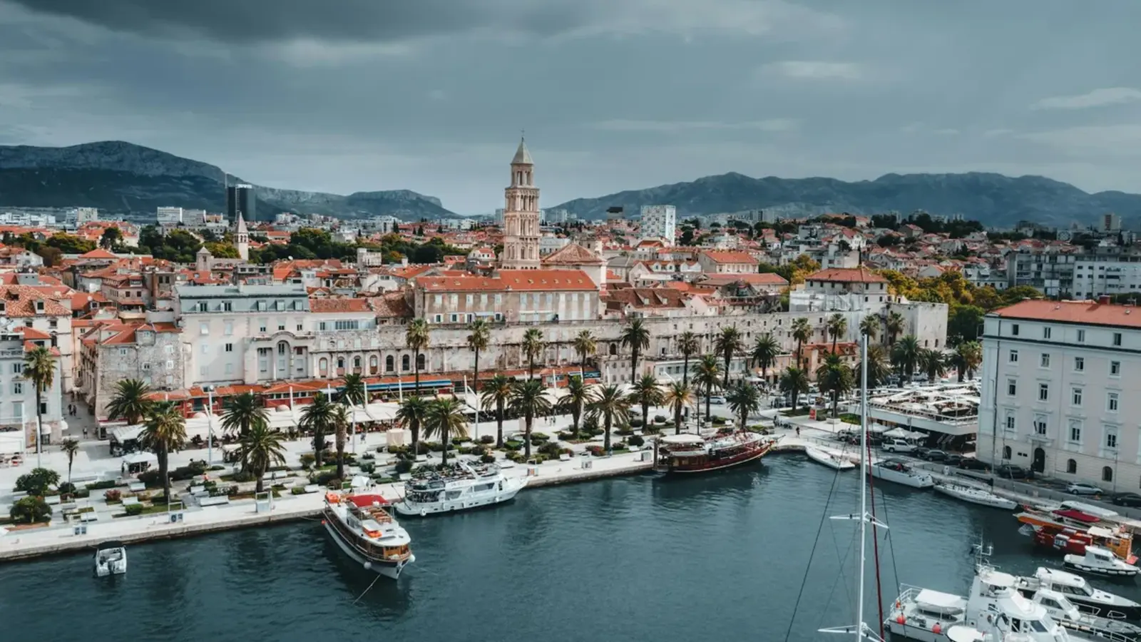 Front de mer de Split et palais de Dioclétien